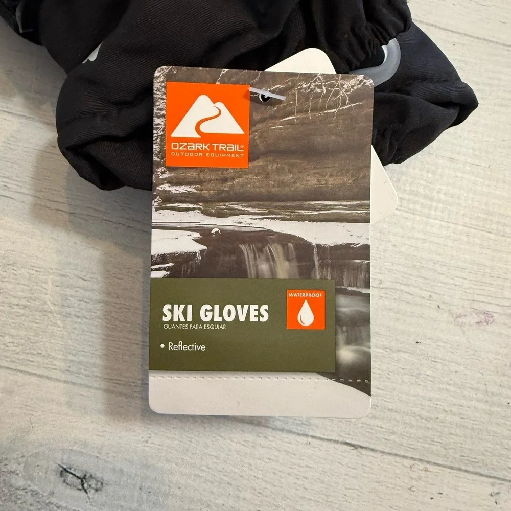 Ozark Trail youth winter ski gloves black beige grey L/XL NEW